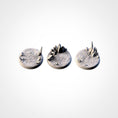Load image into Gallery viewer, Crystal Glass Base Toppers – Txarli Factory