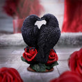 Load image into Gallery viewer, Figur Raven Romance (20cm)
