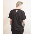 Load image into Gallery viewer, T-shirt Akumu Mad (Herrefit) - Fatima.Dk