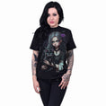 Load image into Gallery viewer, T-shirt Spiral Goth Familiar
