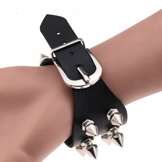 Armbånd 2 Rækker Bullet Nitter - Fatima.Dk