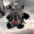 Indlæs billede i Gallery viewer, Figur Cthulhu Plush (20cm) - Fatima.Dk
