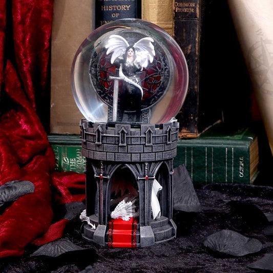 Valour Snow Globe Anne Stokes - Fatima.Dk