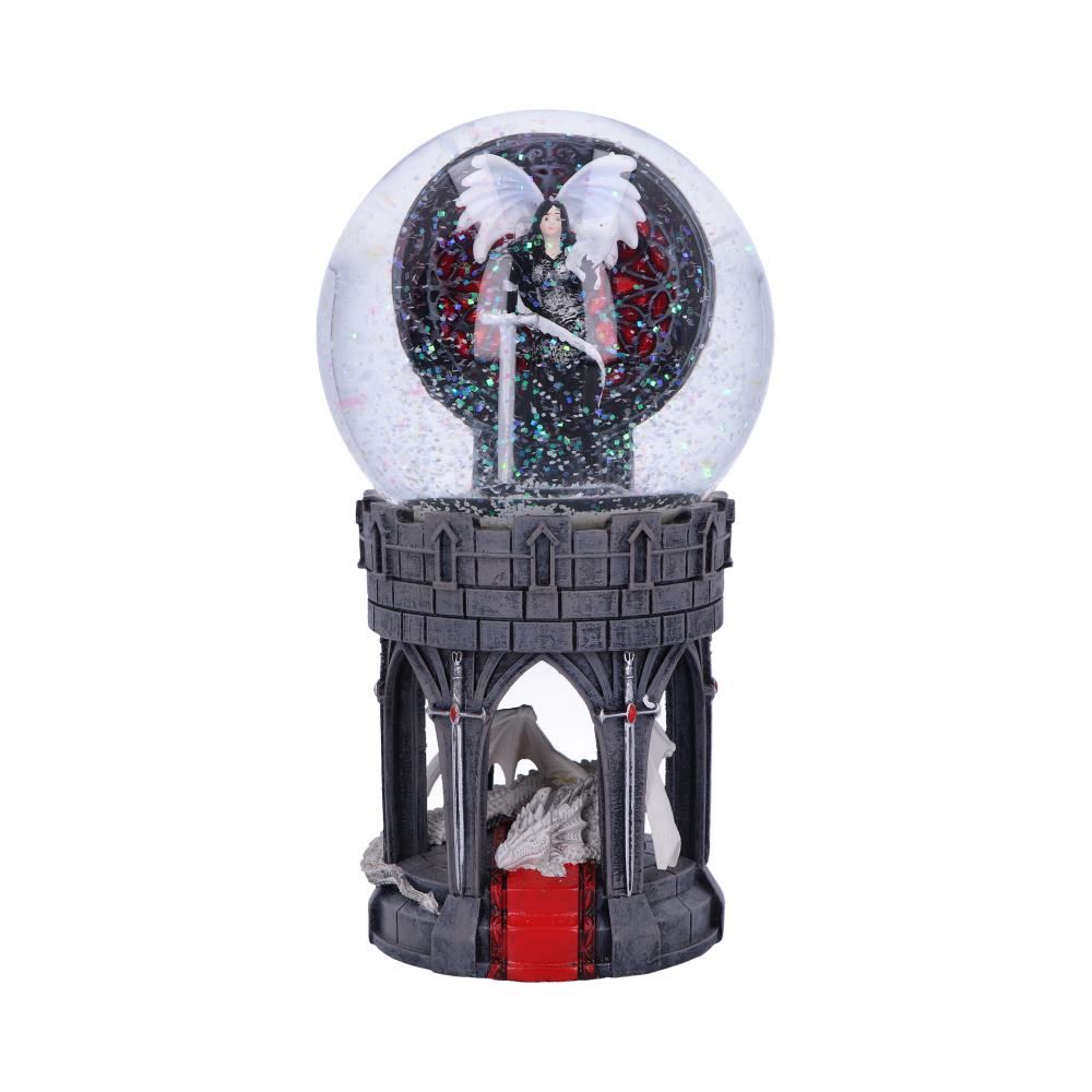Valour Snow Globe Anne Stokes - Fatima.Dk